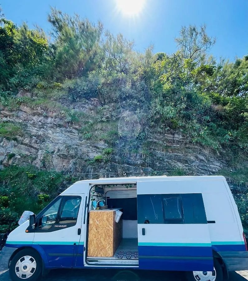 Camping Mountain & Trekking Van Saint-Sébastien Espagne